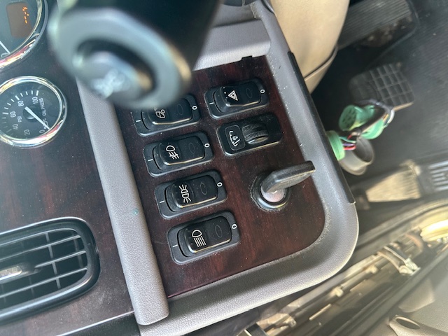 2020 PETERBILT 389 - Image 16